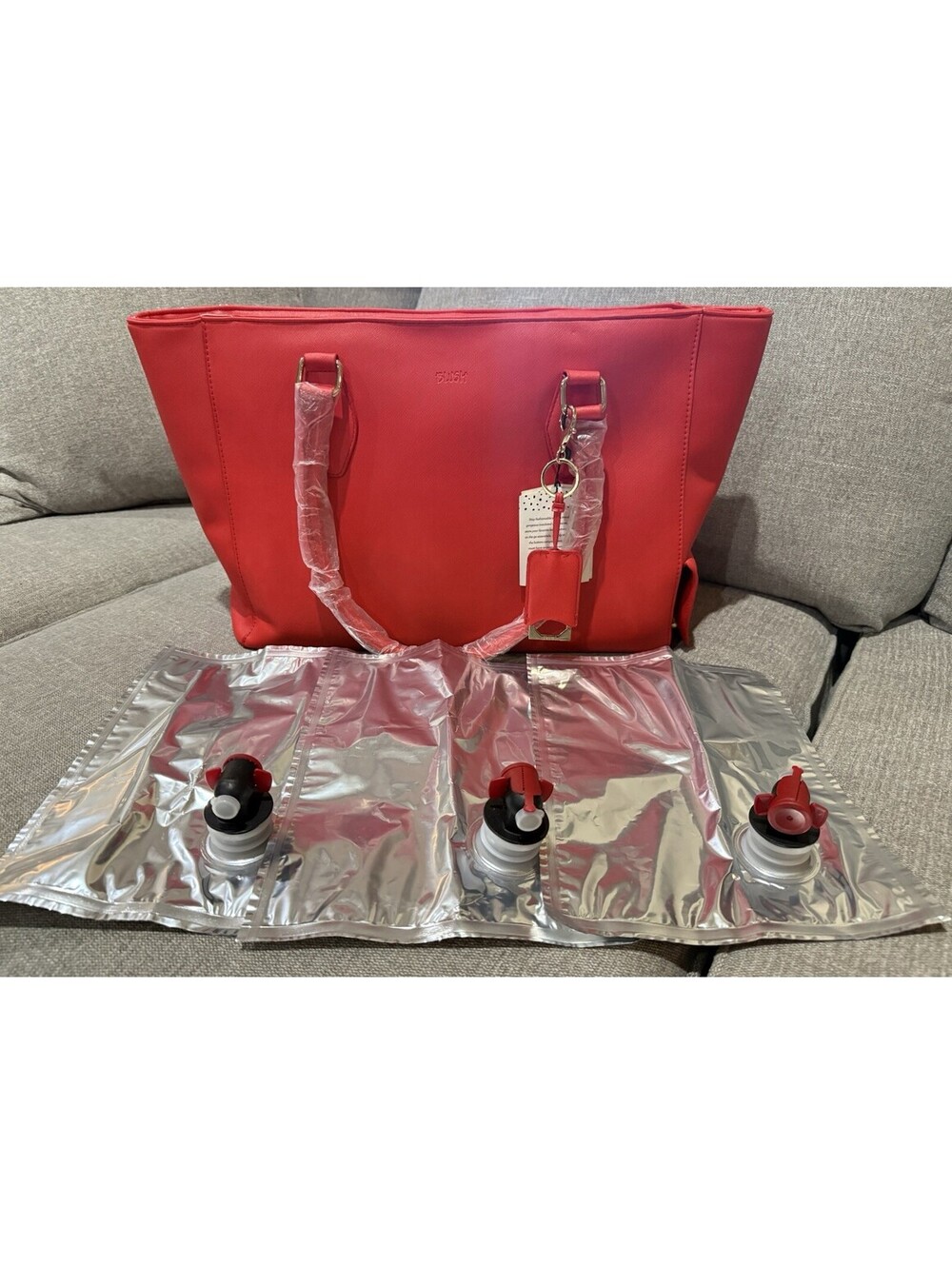 Blush Hide & Chic Insulated Wine 🍷 Tote with Gold Hardware Red New With Tags